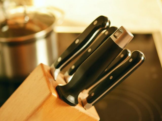 Top 10 Gadgets Every Kitchen Needs